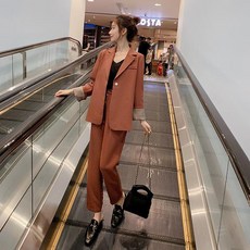0d35be70c8712a92aaf1dbdeb78716e6b02ef398acce934a0cf55a4690fe.jpg