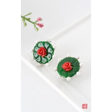 비취귀걸이나스첸카