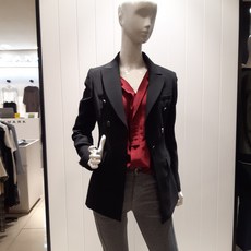 d7bb3406a153394397f2ad28c2213f38fd86028d1bd9e2d8c20e65bf817f.jpg