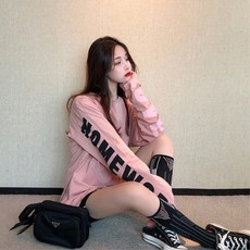캐주얼 라운드넥 봄가을티 여성긴팔티 여자여름코디 기본티 베이직티셔츠 홈웨어 휴양지 반티추천