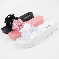 셀럽슈즈 3cm 여성 쉬폰 플라워 공단 리본 코사지 슬리퍼