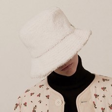 Teddy bucket hat 002 White