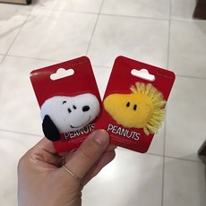 [이라운드몰]Tokyu Hands PEANUTS 인형뱃지 2종 택1