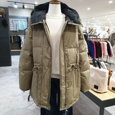 a6de15b65acf26c781ad90a4749a7f51a7e7777df4636d1c1c9bf134da8b.jpg