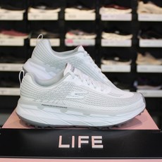 스케쳐스울트라고