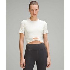 [백화점 매장정품] 룰루레몬 요가복 필라테스복 운동복 크롭 Nulu™ 트위스트 햄 숏 슬리브 - BONE 헬스복 트레이닝복
