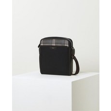 헤지스남자크로스백