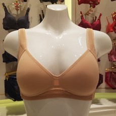 트라이엄프 연중물 베스트 스포츠 겸용 노와이어 브라(TWB5032 5033) 573303