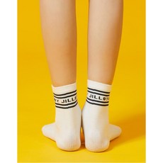 질 바이 질스튜어트 20FW 화이트 자수 로고 중목양말 4종세트 JLSS0F100WT