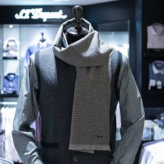 c90332757e9f41c21da1a085c68cd0906456fde8b8f4fe5a4804625f580c.jpg