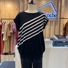 [메종블랑쉬] 사선 스트라이프 캡소매니트 M202MTP556