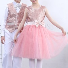 64d8554c0543bd157047e499f19794dcbd5808bd646353a97a49efee3f9c.jpg