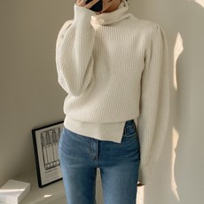 20499e22726de37fb028e22ec48045d7bc08a87e365ecf209df3f72235c4.jpg