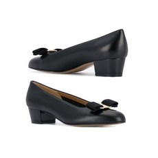 페라가모바라펌프스