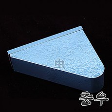 [충우곤충박물관] 철제 삼각통, 1개