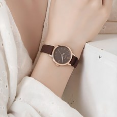 JULIUS 女款皮革錶帶手錶