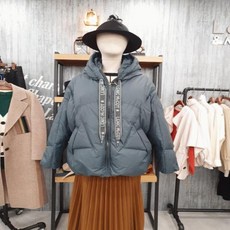 8ed90843af23d603a11c7df8caadd085244b0468c763a0540f086c71f4f5.jpg