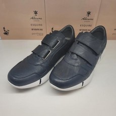 에스콰이어스니커즈
