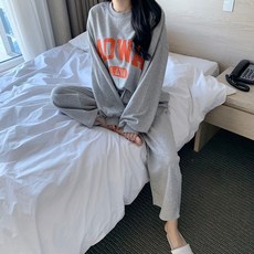 a0e8bac5571e529d8144295eba56449b70e667d216cd73e402bcccacf739.jpg