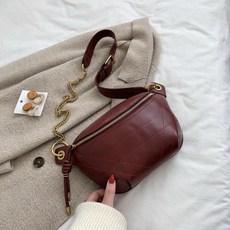 반달백 힙색 나혼자산다 손담비 가방 차정원 봄