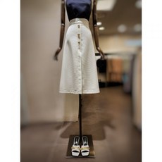모조에스핀 썸머 주얼리버튼 프런트 딥 슬릿 A라인 미디 스커트 S232MSD027-WH (622243 )