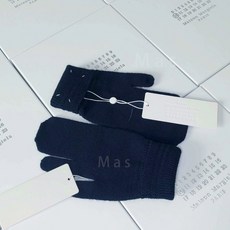 31c718036cbeca8dd11e42302ae8d5a6b6c459c99a2a88e499cd819ce035.jpeg