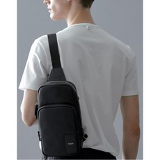 질스튜어트 악세서리 남성 19FW 블랙 로고패치 슬링백 JUBA9F461BK 남성토트백