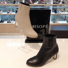 미소페여성워커