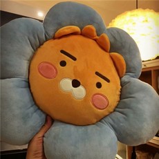 KAKAO FRIENDS 라이언 어피치 털 방석 큐트, A