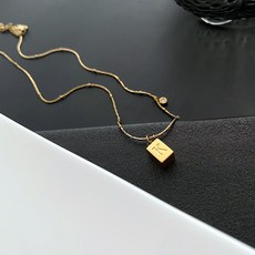 사각알파벳목걸이