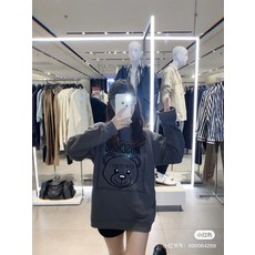 모스키노 아기곰 자수 맨투맨 커플 회색
