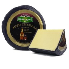 Aged Cheddar with Irish Whiskey (1 pound) 아이리시 위스키를 곁들인 숙성 체다(1파운드), 1개