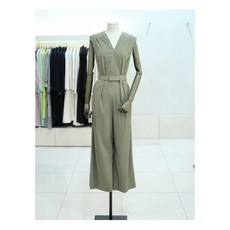 지고트점프슈트