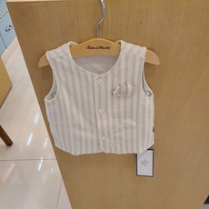 a8831f8df018d0e835f63b182bec5b2c084654dafab0d33e8e1fd89bf583.jpg
