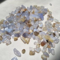 블루칼세도니나석