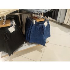 옷걸이표바지