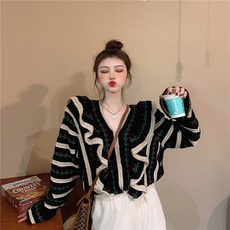 블리 브이넥 프릴 니트
