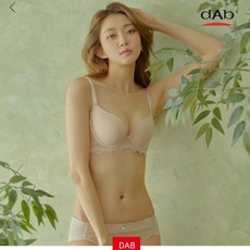 8920d9f4f6ff93b51c48feb52dda884763c54e7d2dcf1bd9bf6c4cbaf9e2.jpg
