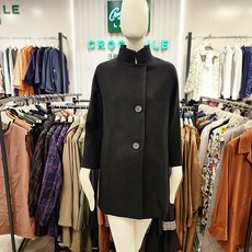 크로커다일레이디 올리비아하슬러 모던한 차이나 카라 투버튼 모혼방 블랙 반코트 하프코트