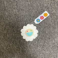 카이카이키키브로치