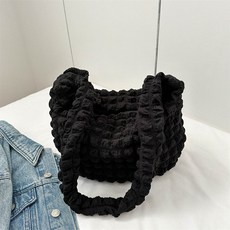 헤네스 퀼티트 구름백 퀼팅백 식빵백