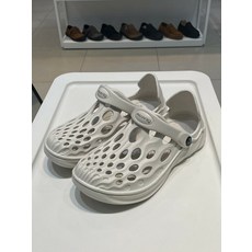 베어파우샌들오라