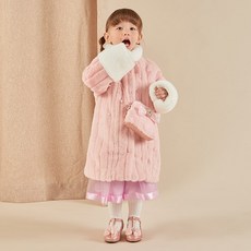 95353b88e5aa6cc228b7bf602f735aed5998762f4bb029f18e3d457faff3.jpg