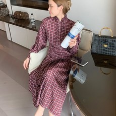 f5fcdcc1abbd27e4ee18d732dd91a88b8a36038f8e59a052913bf6911b12.jpg