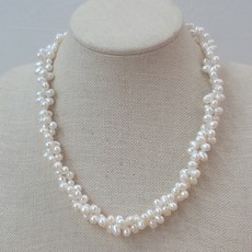 양식진주목걸이