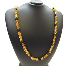 호박보석목걸이