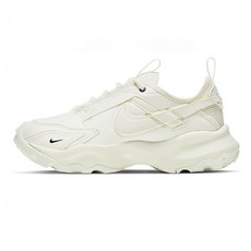 나이키tc7900