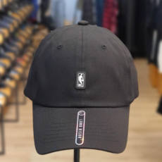 NBA 22년 신상품 남여공용 스몰 로고맨 라바패치 데일리로 쓰기좋은 깔끔한 디자인 블랙칼라 볼캡 모자