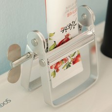 c23e38a04a774b41d7d6be0c9ff48038a25c0dadf51e2c781b4c9e1bc4cb.jpg