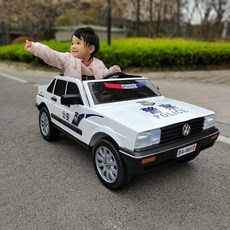 834f765b06ae953b74848e0ca68e845e77413bceaca5667ac03bf522edf4.jpg